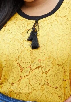 Pleione Plus Size Floral Laced Top -Curve Elegance Shop 2006660 159 3