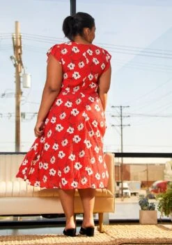 Pleione Plus Size V-Neck Floral Long Dress -Curve Elegance Shop 2006695 110 3