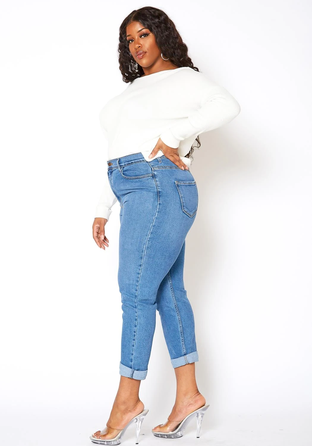 Vibrant Plus Size Womens Vintage Blue Wash Mom Jean 5 Vibrant Plus Size Womens Vintage Blue Wash Mom Jean - Image 3