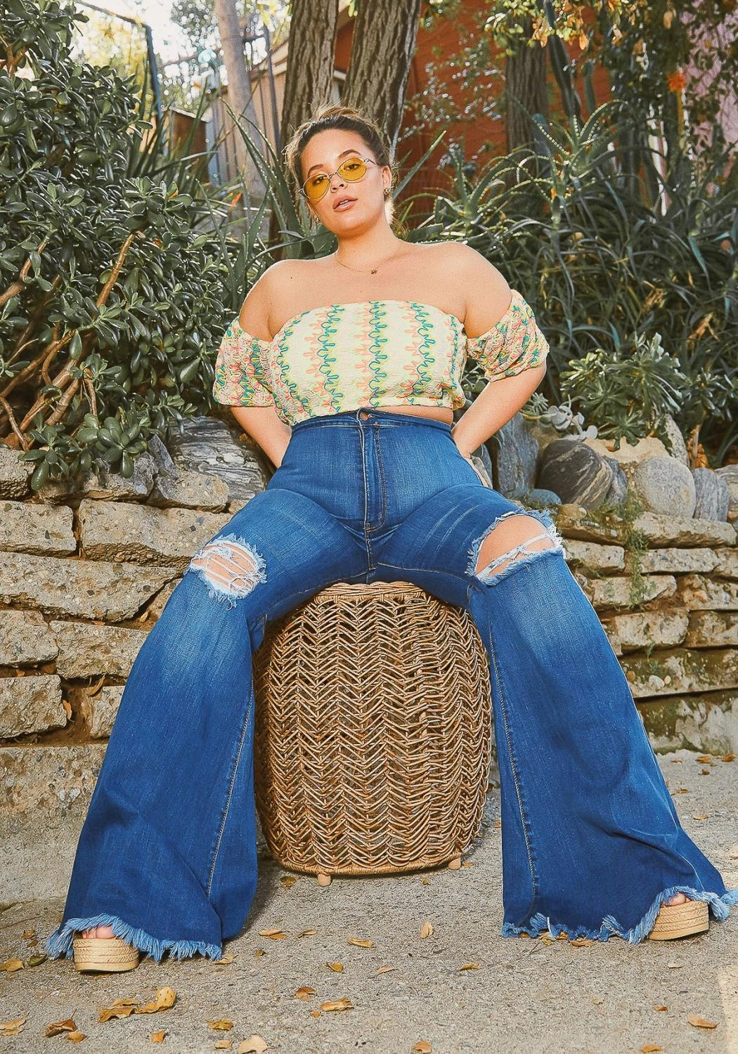 Vibrant Plus Size Knee Distressed Retro Bell Bottom Jean 3 Vibrant Plus Size Knee Distressed Retro Bell Bottom Jean