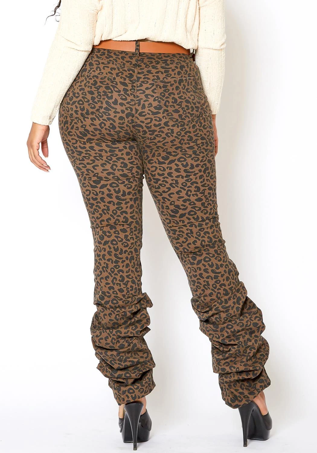 Vibrant Plus Size Womens Leopard Ankle Scrunched Jean 6 Vibrant Plus Size Womens Leopard Ankle Scrunched Jean - Image 4