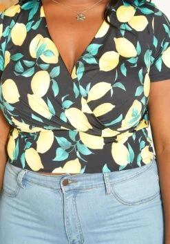 Asoph Plus Size Lemon Print V Neck Top -Curve Elegance Shop 2015467 001 4