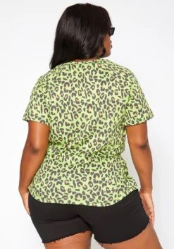Asoph Plus Size Leopard Print Crew Neck Shirt -Curve Elegance Shop 2018053 128 3