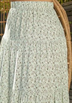 Asoph Plus Size Dainty Floral Print Flare Maxi Skirt -Curve Elegance Shop 2018087 151 4