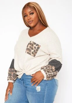 Plus Size Waffle Knit Color Block Sweater -Curve Elegance Shop 2018759 118 1