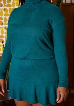 Plus Size Turtleneck Flare Mini Dress 11 Plus Size Turtleneck Flare Mini Dress -Curve Elegance Shop 2019029 161 4