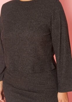 Plus Size Ribbed Knit Sweater & Bodycon Skirt Set -Curve Elegance Shop 2019262 001 4