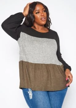 Plus Size Color Block Flare Shirt