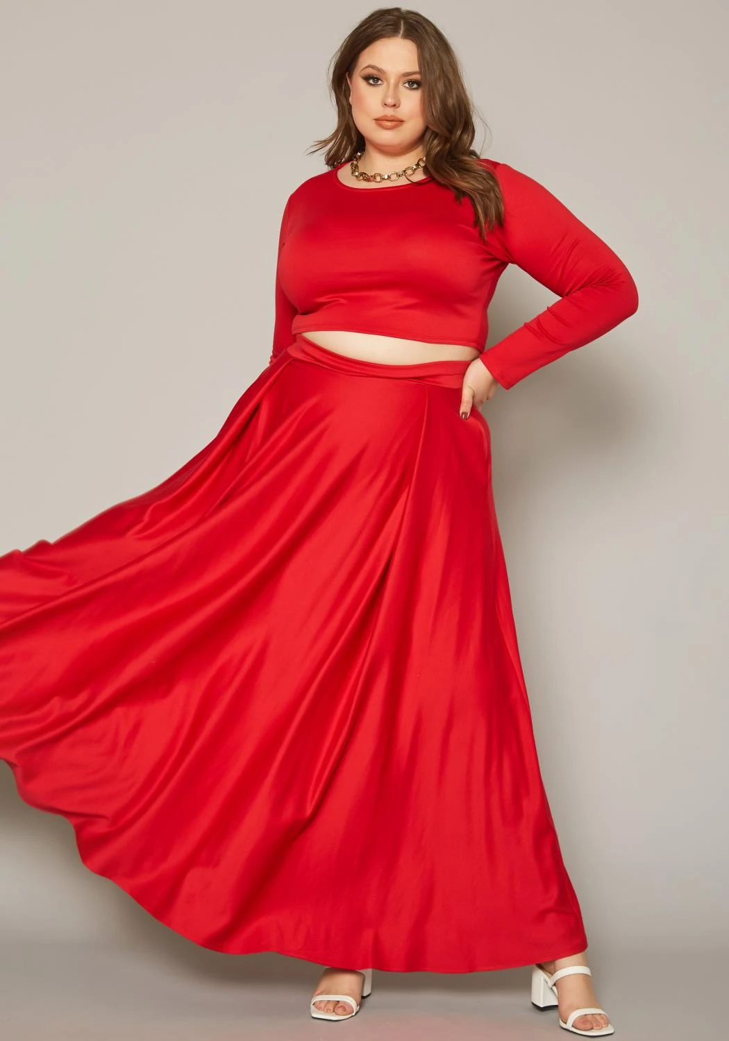 Plus Size Crop Top & Maxi Flare Skirt Set 3 Plus Size Crop Top & Maxi Flare Skirt Set