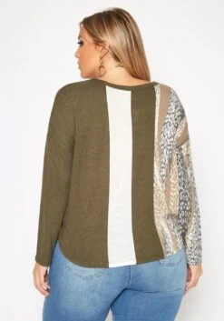 Plus Size Color Block Casual Sweater -Curve Elegance Shop 2019362 128 3