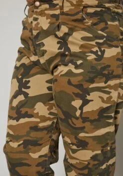 Plus Size Camo Print High Waist Mom Jeans -Curve Elegance Shop 2019594 354 4