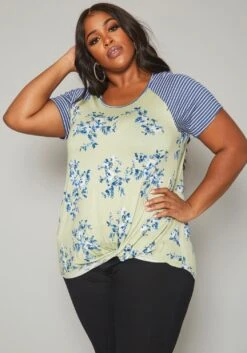 Plus Size Floral Print Twist Hem Shirt
