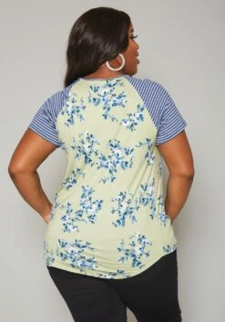 Plus Size Floral Print Twist Hem Shirt -Curve Elegance Shop 2019939 001 3
