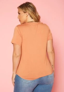 Plus Size Pocket Hem Casual T Shirt -Curve Elegance Shop 2019990 005 3