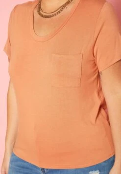 Plus Size Pocket Hem Casual T Shirt -Curve Elegance Shop 2019990 005 4