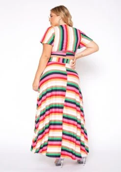Plus Size Stripe Crop Top & Flare Maxi Skirt Set -Curve Elegance Shop 2020371 001 5