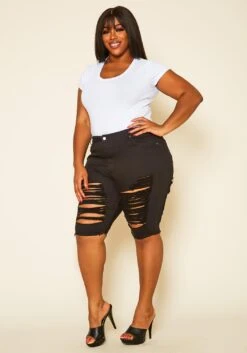 Plus Size Distressed Denim Bermuda Shorts -Curve Elegance Shop 2020497 001 5