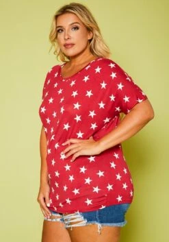 Plus Size Relaxed Fit Star Print Top -Curve Elegance Shop 2020761 002 3