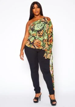 Plus Size Print One Sleeve Drape Hem Blouse -Curve Elegance Shop 2020789 001 1