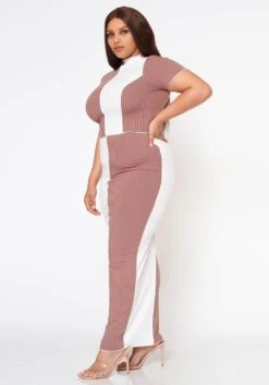 Plus Size Color Block Crop Top & Skirt Set -Curve Elegance Shop 2020974 003 2