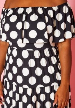 Plus Size Polka Dot Print Flare Maxi Dress -Curve Elegance Shop 2021055 001 4