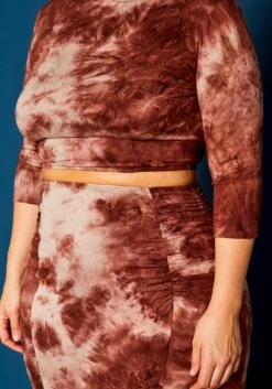 Plus Size Tie Dye Crop Top & Mermaid Flare Skirt -Curve Elegance Shop 2021316 002 5