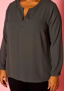 Plus Size Dotted Long Sleeve Blouse -Curve Elegance Shop 2021421 003 6