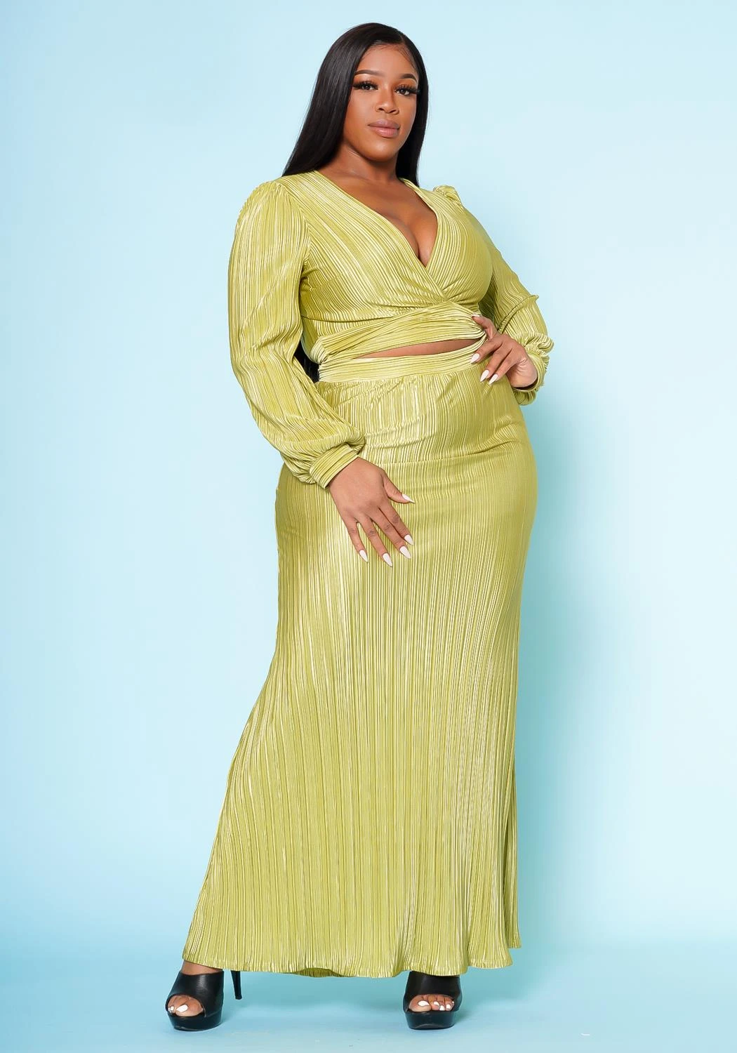 Plus Size Metallic Pleated Two Piece Set 5 Plus Size Metallic Pleated Two Piece Set - Image 3