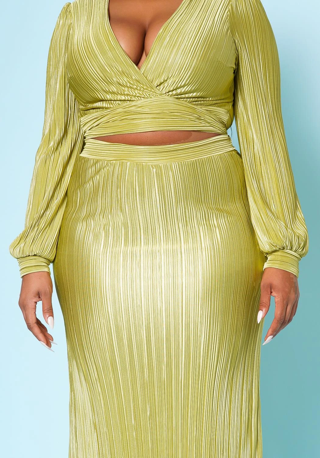 Plus Size Metallic Pleated Two Piece Set 8 Plus Size Metallic Pleated Two Piece Set - Image 6