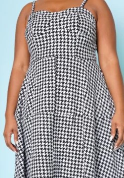 Plus Size Houndstooth Print Maxi Dress -Curve Elegance Shop 2022520 001 5
