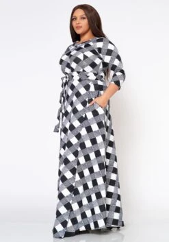 Plus Size Fit & Flare Plaid Pattern Maxi Dress -Curve Elegance Shop 2022546 001 2