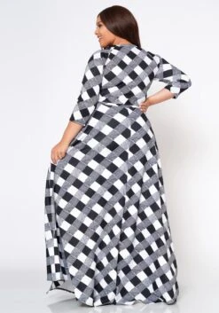 Plus Size Fit & Flare Plaid Pattern Maxi Dress -Curve Elegance Shop 2022546 001 3